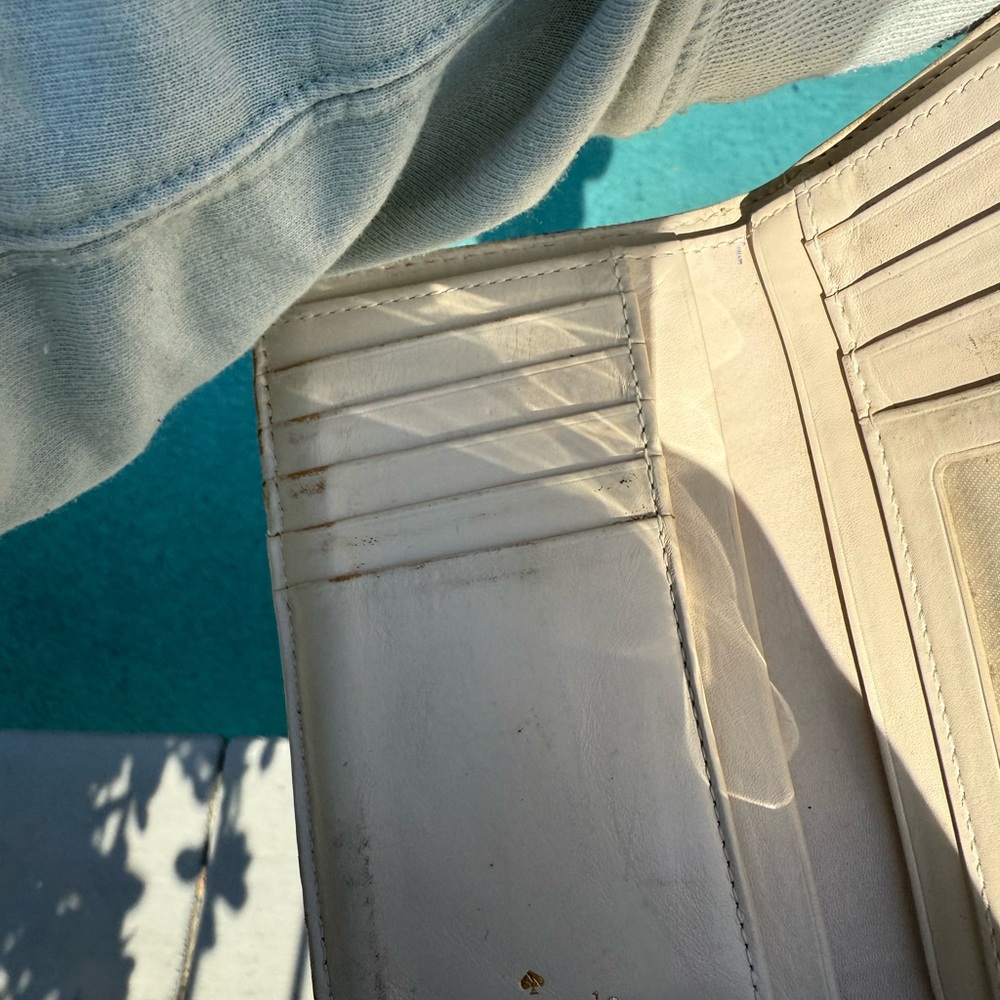 Kate Spade Black Textured Women's Wallet - Picture 4 of 7